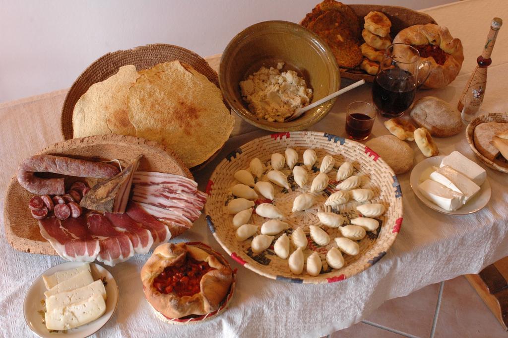 Il Leccio Bed and Breakfast Tortolì Exteriör bild