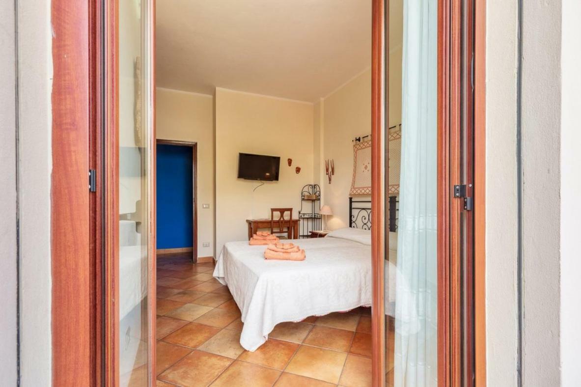 Il Leccio Bed and Breakfast Tortolì Exteriör bild